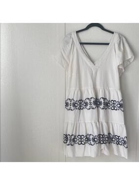 Old Navy Size L White Tiered Mini Dress Black Lace Trim Flutter Sleeves V-Neck